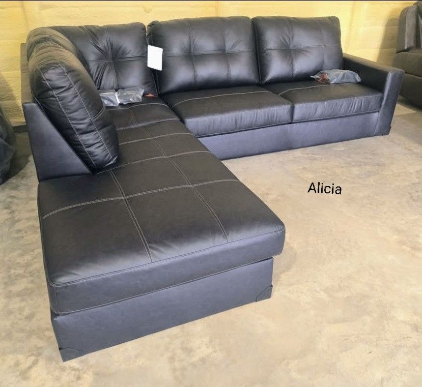 AP🎉 Black 2 Piece Sectional Couch With Chaise// Fast Delivery & Financing