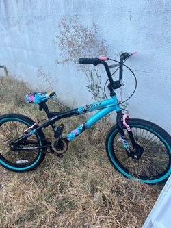 Girls bike