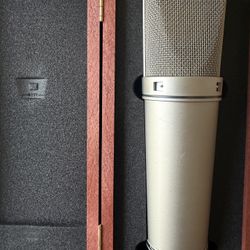 U87 Neumann Microphone 