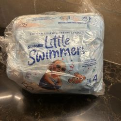 Huggies Little Swimmers Disposable Swim Diapers, Open Package 15 Diapers Size 4