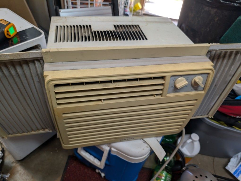 Samsung Window AC Unit