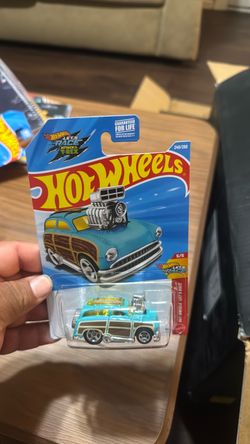 Hot wheels surf n turf