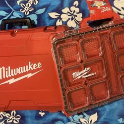 Milwaukee Pack Out case and Tool case