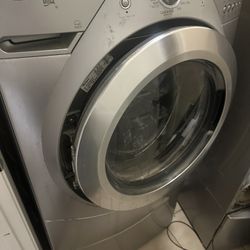Whirlpool Front Load Large Capacity Washer