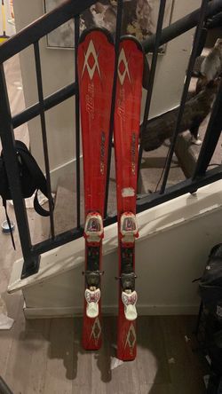 Skis for juniors sizes in the pictures