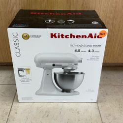 KITCHEN AID CLASSIC TILT-HEAD MIXER K45SSWH WHITE.