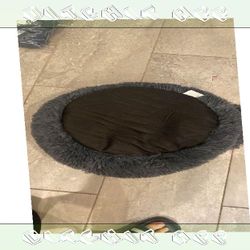 Plush & Tender Pet Bed - Ultimate Relaxation for Your Animal Pal former good