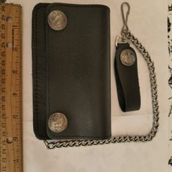 6" Leather Wallet with Buffalo Nickel Snap Chain in Black