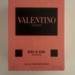 Born In Roma Valentino Intense  (100 ML)