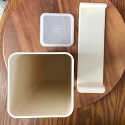 **VINTAGE** TUPPERWARE Cheese Cracker Keeper - 1(contact info removed) 1698 - **EUC**