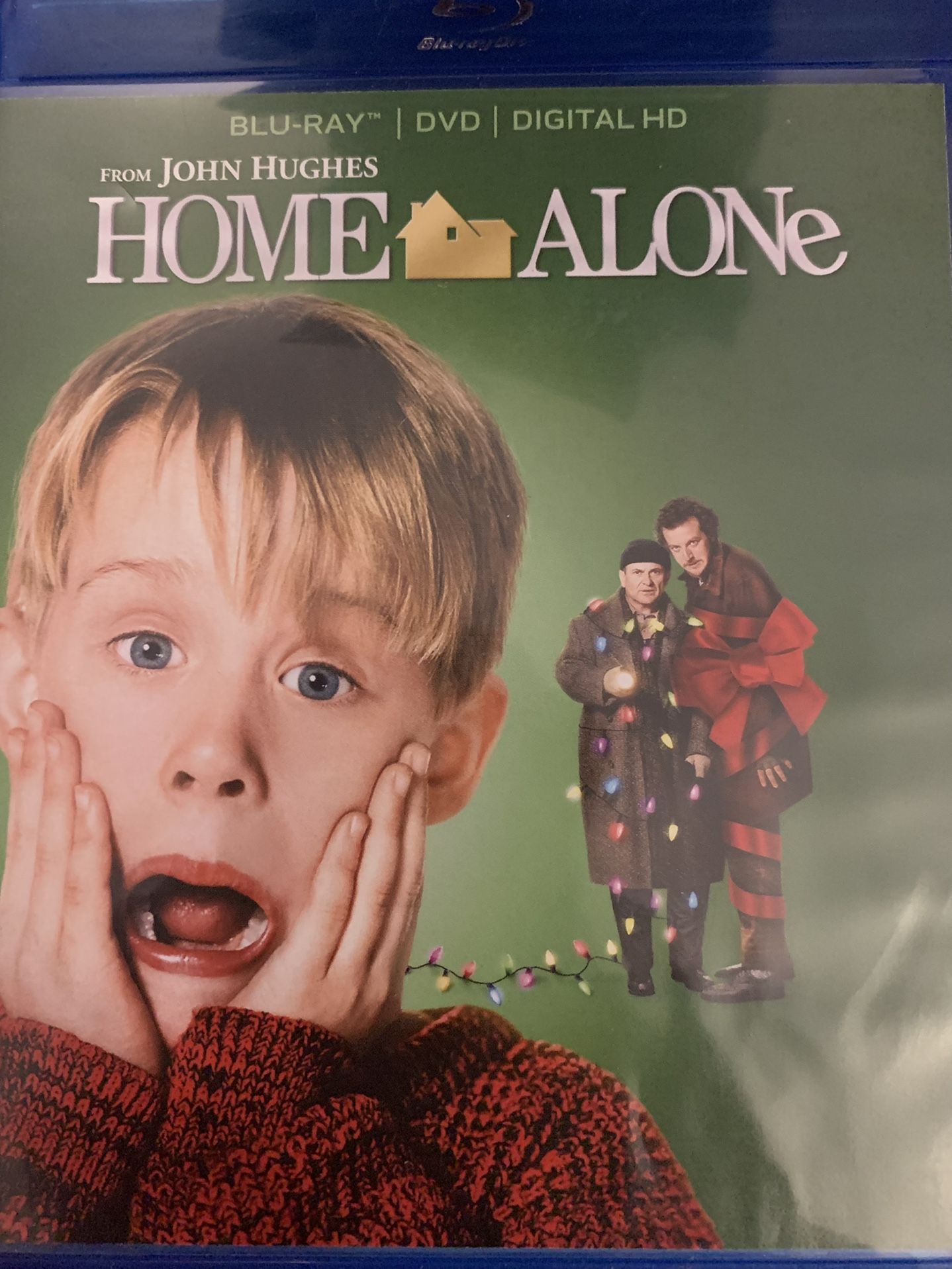 HOME ALONE (Blu-Ray + DVD + Digital-1990)