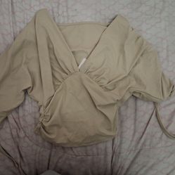 Tan crop top with tie detail. Size M #croptop #fashion