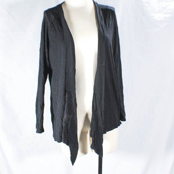 Classic Black Drape Open Cardigan – Jennifer Aniston Style (Casual Minimalist)