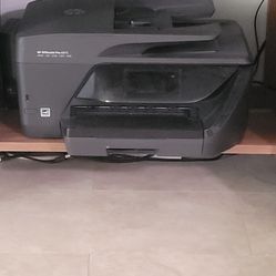 HP officejet pro Color Printer / scanner