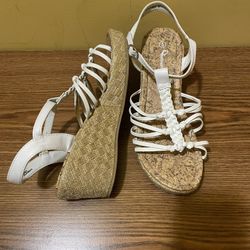 white wedge Size 5 sandals