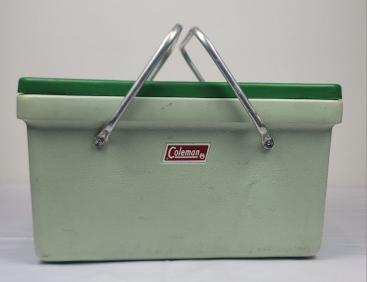 Vintage 70's Green Coleman Cooler Aluminum Metal 2 Handles With Drain