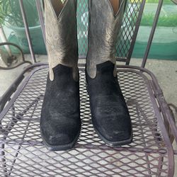 Moonshine Suede Boots 10D