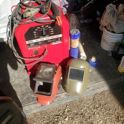 Lincoln Electric Ark welder AC225