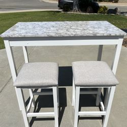 Bar Table With Stools