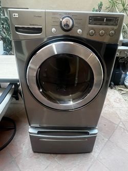 LG Gas Front Load Dryer w/ pedestal