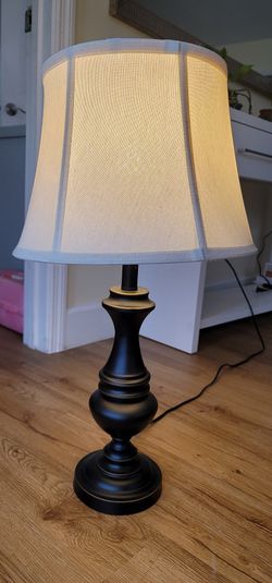 Metal Stand Lamp