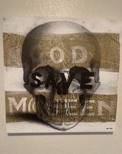 ($359) Oliver Gal Alexander McQueen “God Save McQueen” Canvas Art 20X20