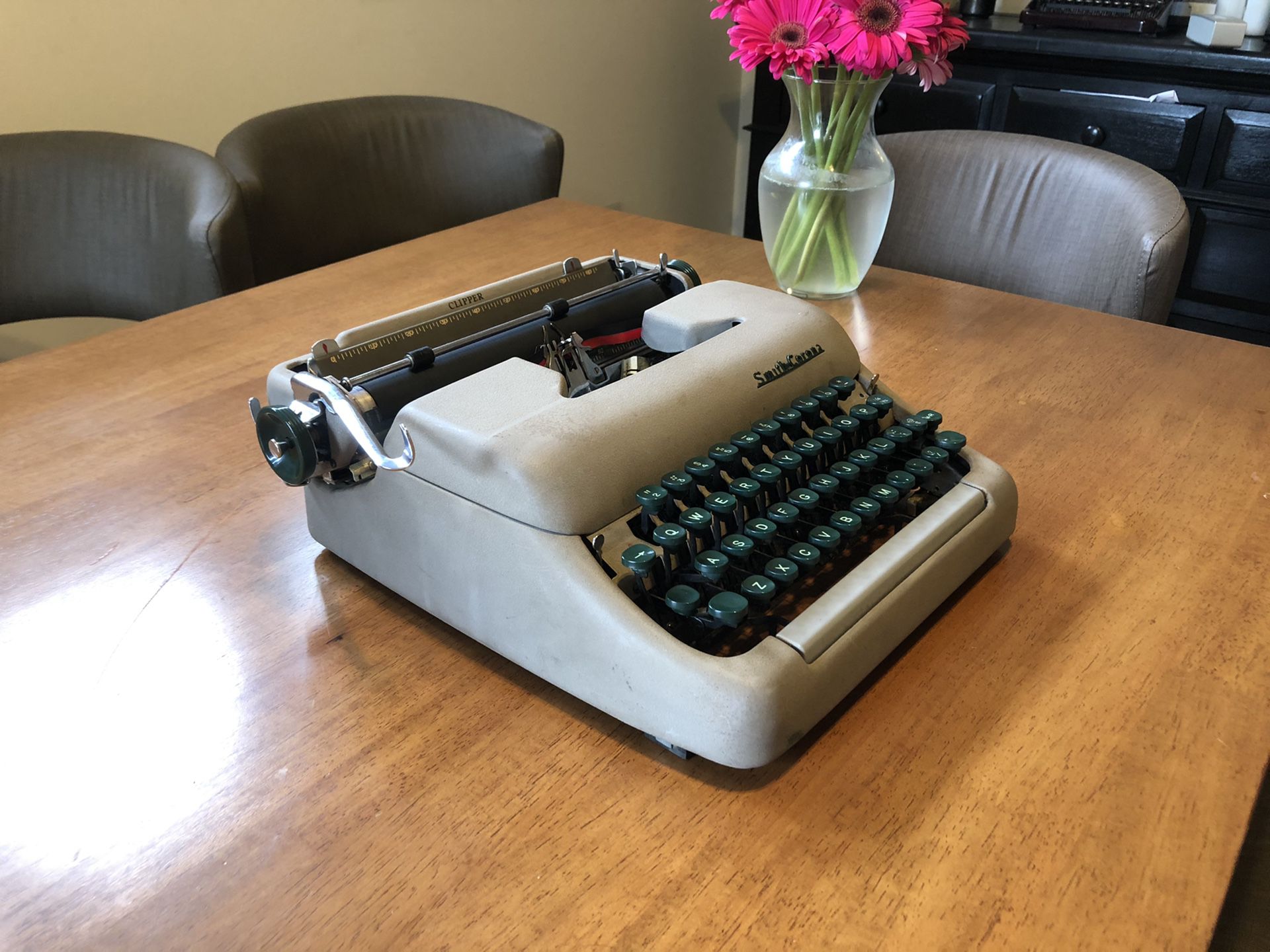 Typewriter - 1956 Smith-Corona Clipper