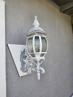 Outdoor House Lights