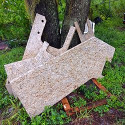 BIG GRANITE COUNTER TOP 