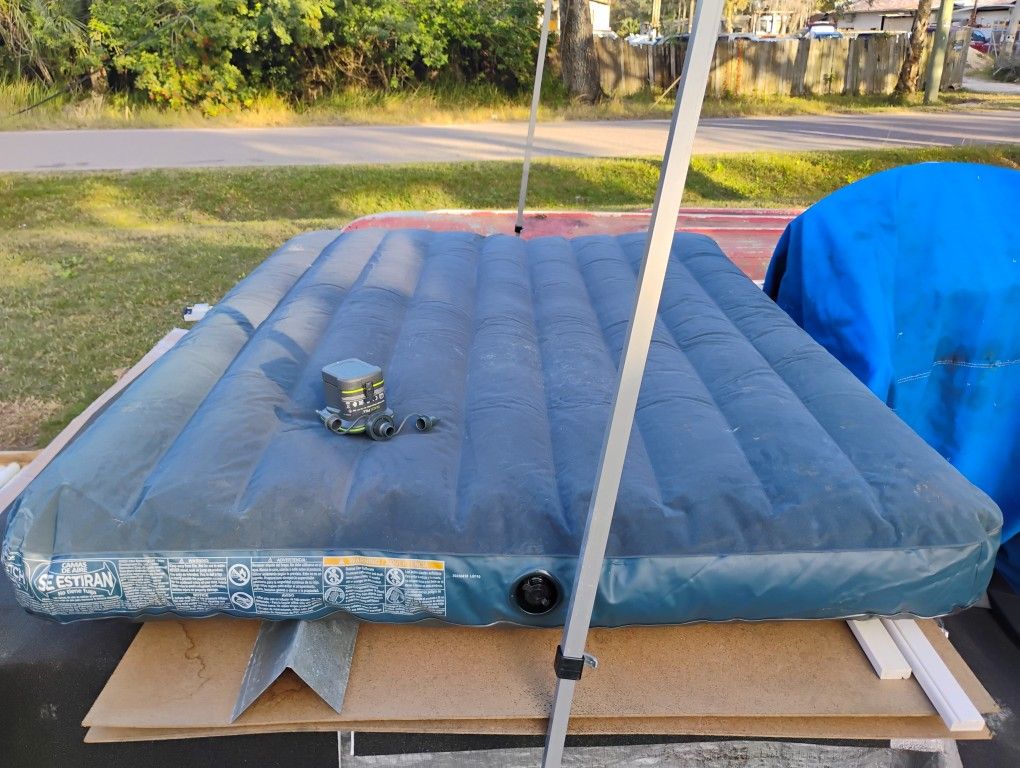 \😍/ Intex Air Mattress with Pump