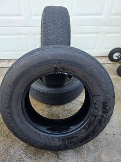 255/70R18 Bridgestone Dueler A/T RH-S tires