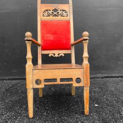 Stunning Antique Handcarved Throne Chair