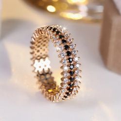GORGEOUS STACK RINGS - Set Of 3 - SIZE 6