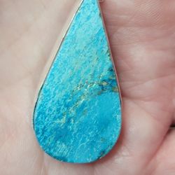 Slid 925 Silver With A Natual Torquoise In It On A 20" Snake Chain.