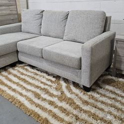 Modern Grey Sectional – Comfort & Convenience in One