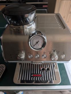 ​De'Longhi La Specialista Arte Espresso Machine (Like New, Used under 20x) in Original Box
