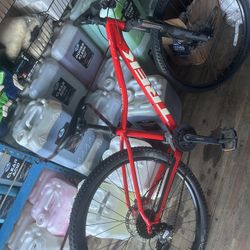 Trek Marlin 5 27.5