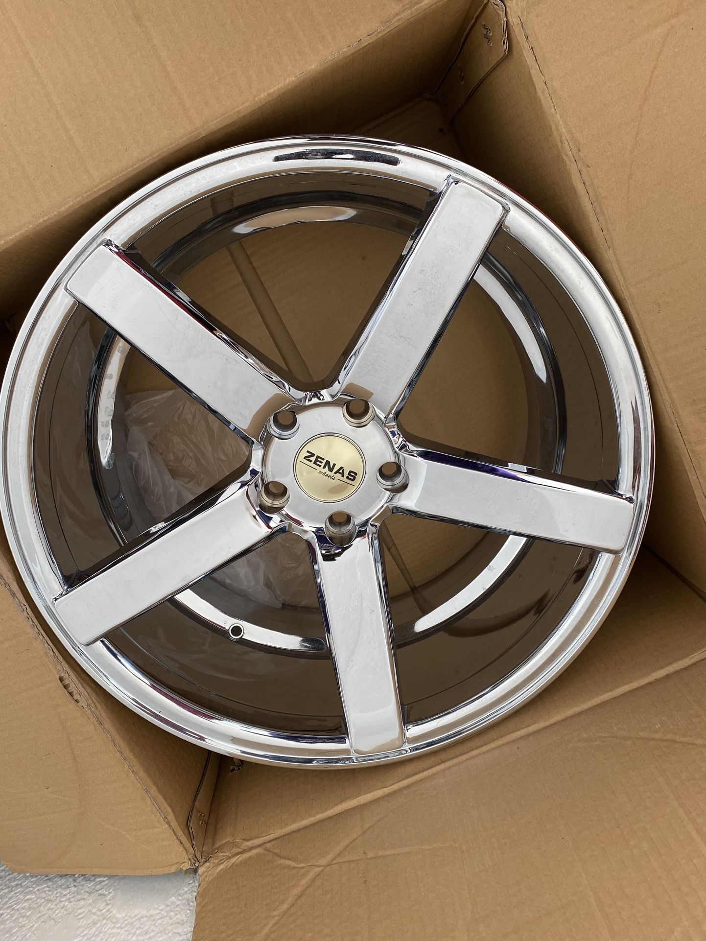 4 Zenas Brand New Rims In Box