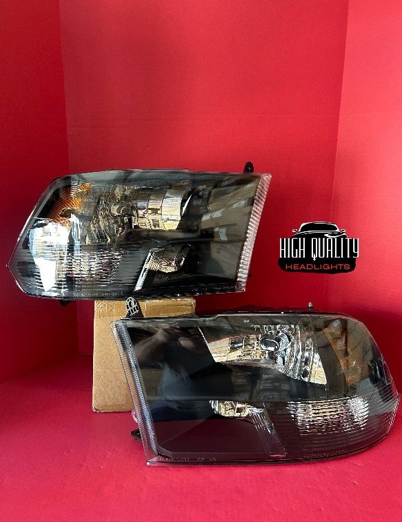 Dodge Ram 2009. 2018 headlights.