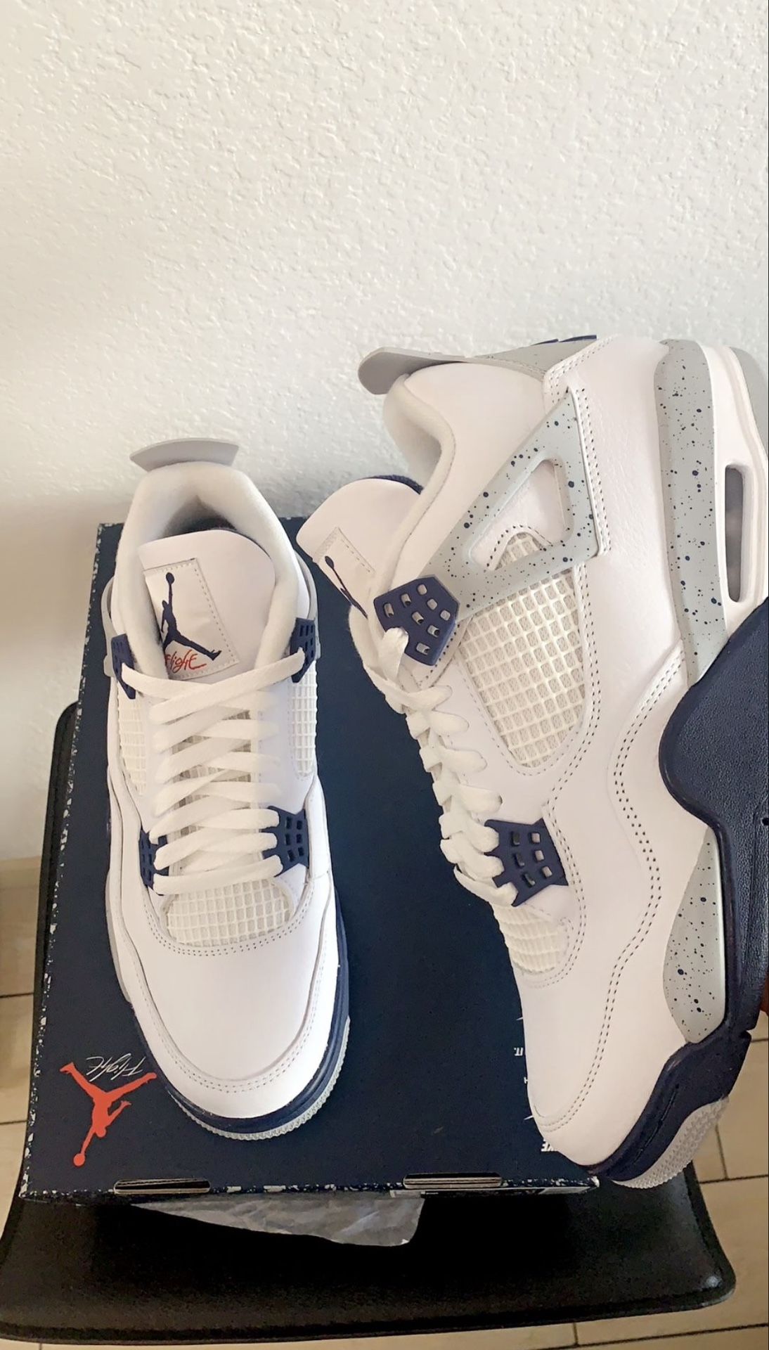 Jordan 4 Midnight Navy