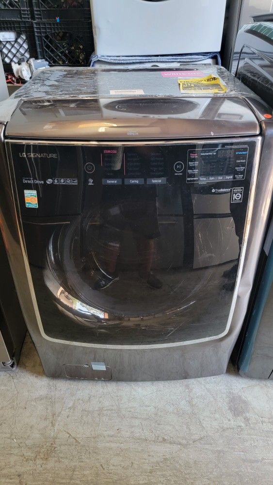 LG Signature Washer