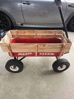 Radio Flyer Wagon