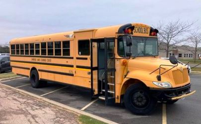 2013 IC 60-Passenger Yellow School Bus (59,628 miles - 4099 hours