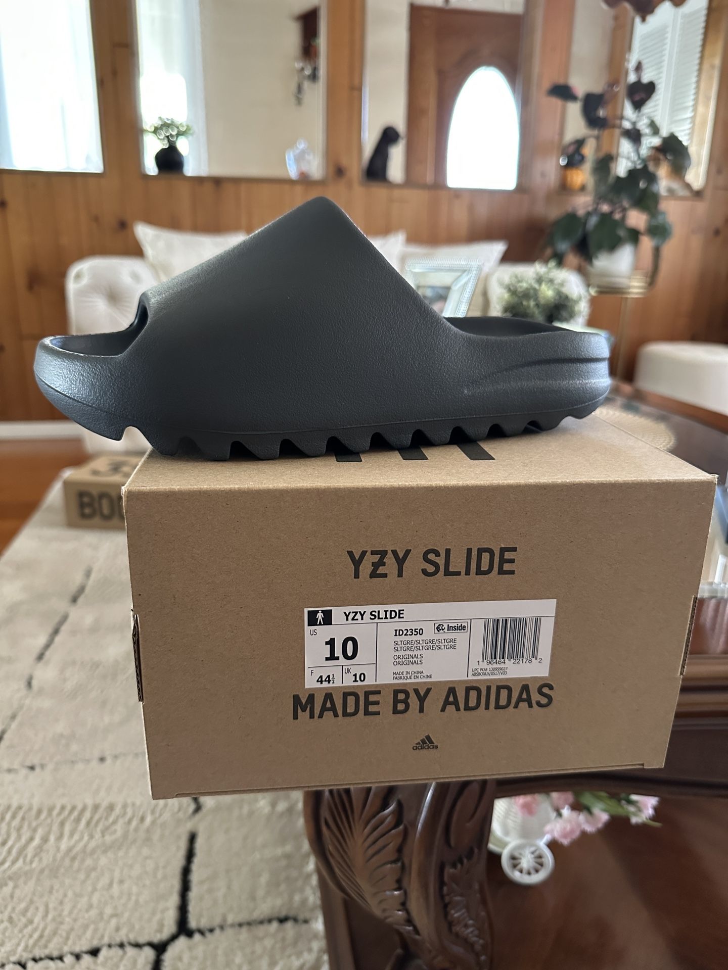 Adidas Yeezy Slides