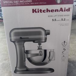 KitchenAid 5.5qt Bowl-Lift Stand Mixer KSM55 Contour Silver: 11 Speeds, 500W, Stainless Steel, Dishwasher-Safe