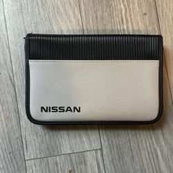 Nissan Owner Manual 