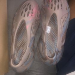 Yeezy Foam Runners 