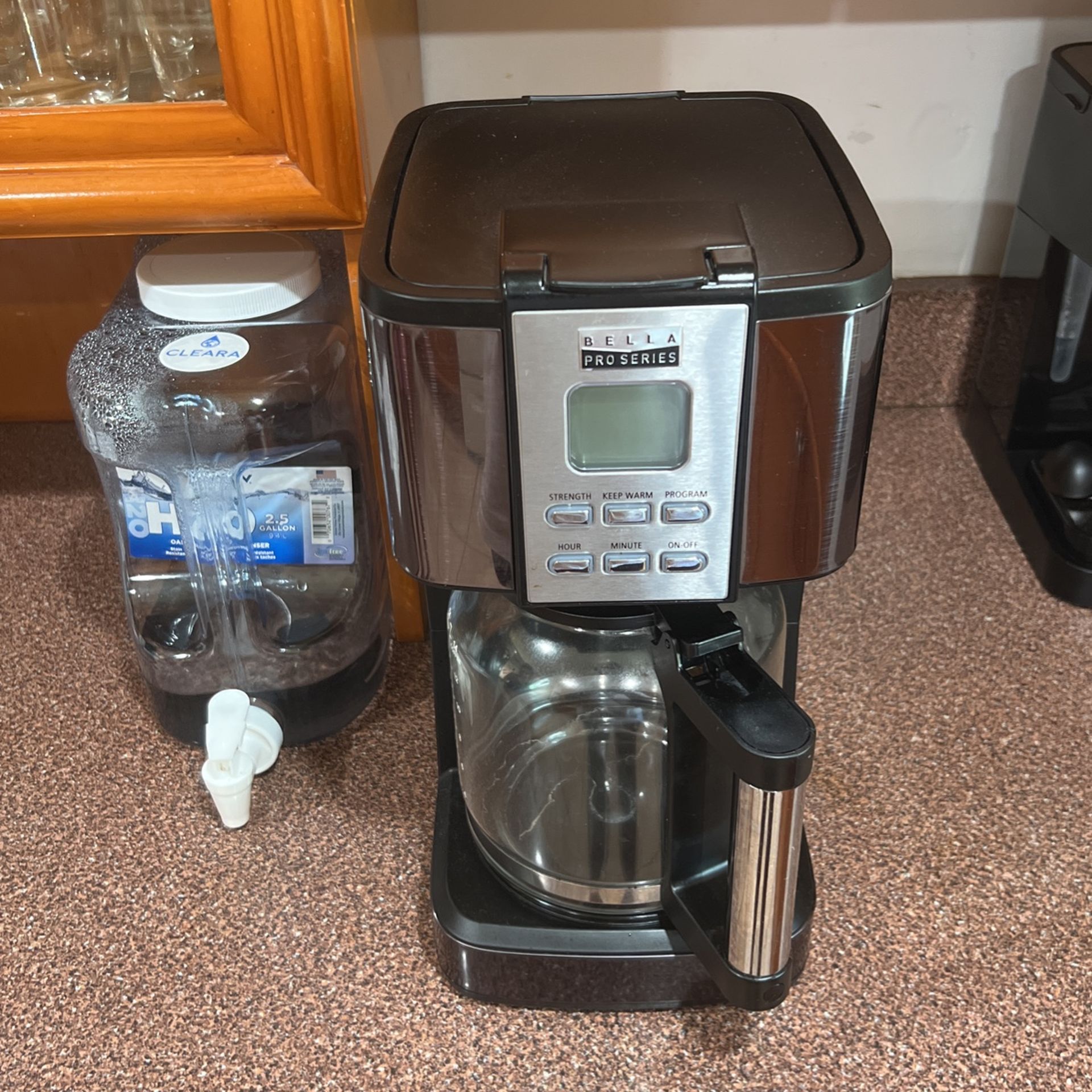 Bella Pro Series Coffee Drip Machine for Sale in Miami, FL - OfferUp