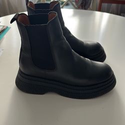 GANNI Leather Chelsea Boots - Womens Size 40 - Designer Shoes