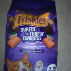 Friskies Cat Food